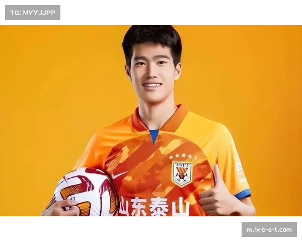 泰山阵容调整！罗佩斯替下，彭啸成首发。